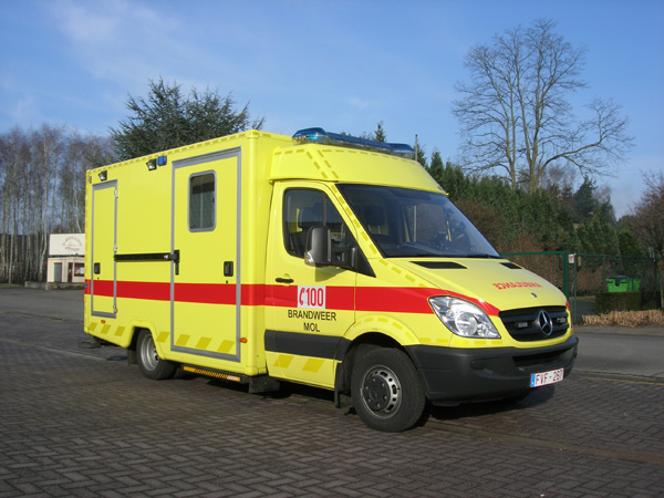 Brandweer Mol ambulance