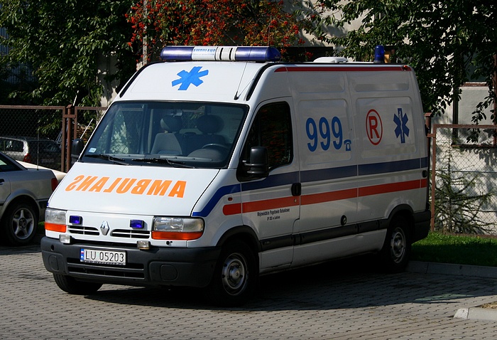 Renault Master ambulance Lublin LU05203