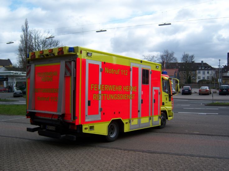 This is a Iveco ML 100 E 18 ambulance from the Fire brigade Herne, Germany.