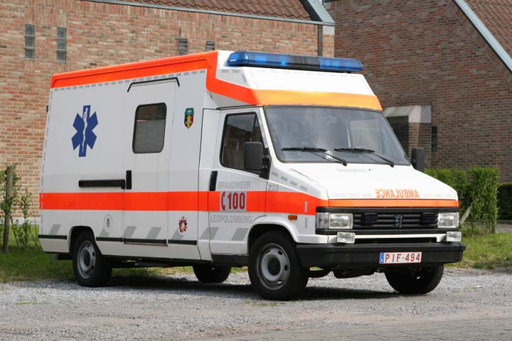 Brandweer Leopoldsburg Peugeot ambulance