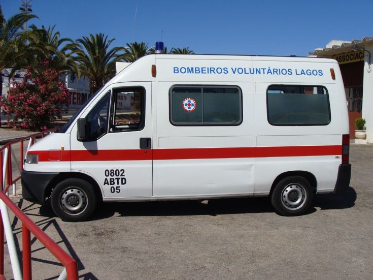 Bombeiros Lagos Portugal ambulance