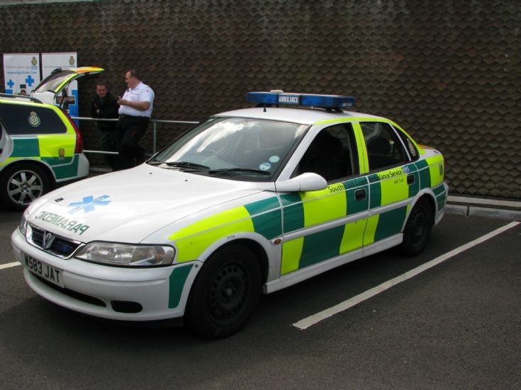 South East Coast Ambulance Service Car W583JAT