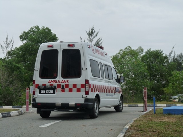 LDV Maxus Westar ambulance (rear)