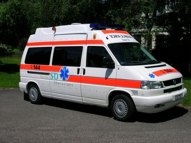 VW ALS Ambulance SRO Huttwil Switzerland 