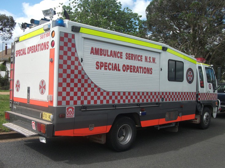 Hino, ASNSW SOT100, NSW Australia Ambulance Service of New South Wales Hino, ASNSW SOT100, NSW Australia Ambulance Service of New South Wales