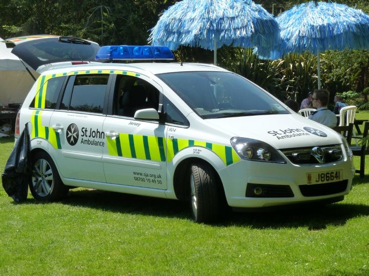 Vauxhall  Support car StJohn Ambulance Jersey