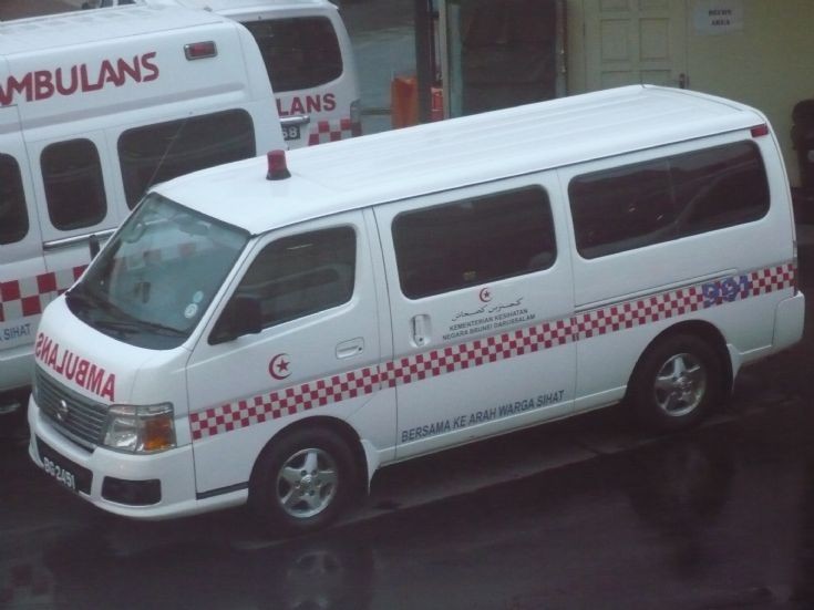 Nissan Urvan ambulance