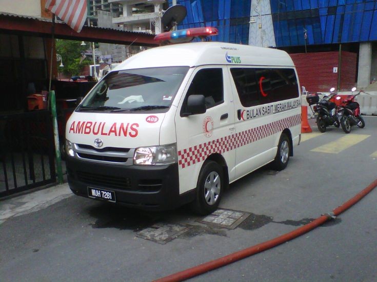 Malaysia Red Crescent Toyota Hiace Ambulance REg No WUH 7261