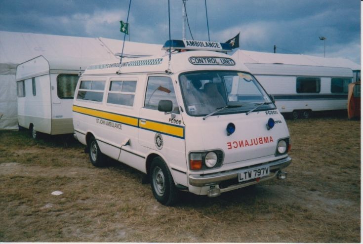 toyota hiace dorset #5